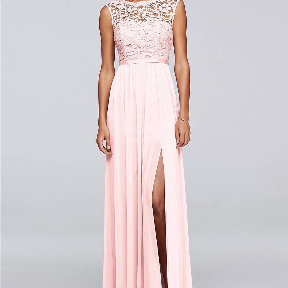 David’s Bridal F19328 Petal Size 4